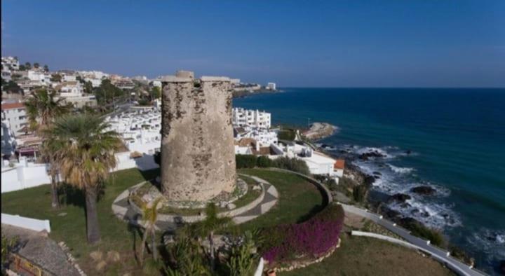 Espectacular Apartamento En Primera Linea De Playa Benalmadena Ngoại thất bức ảnh